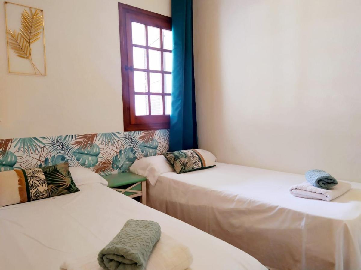 Cheap & Chic Apartamentos En Son Bou De 2 Dormitorios מראה חיצוני תמונה