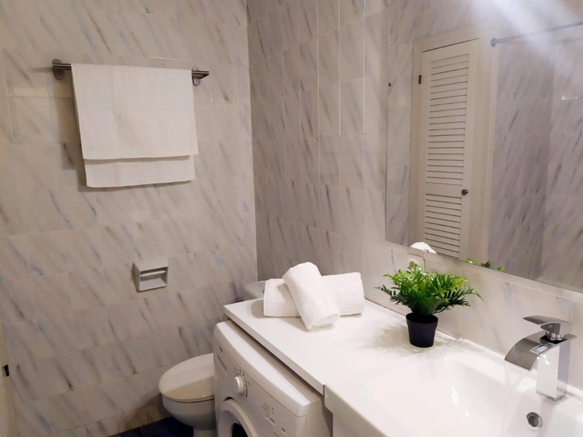Cheap & Chic Apartamentos En Son Bou De 2 Dormitorios מראה חיצוני תמונה